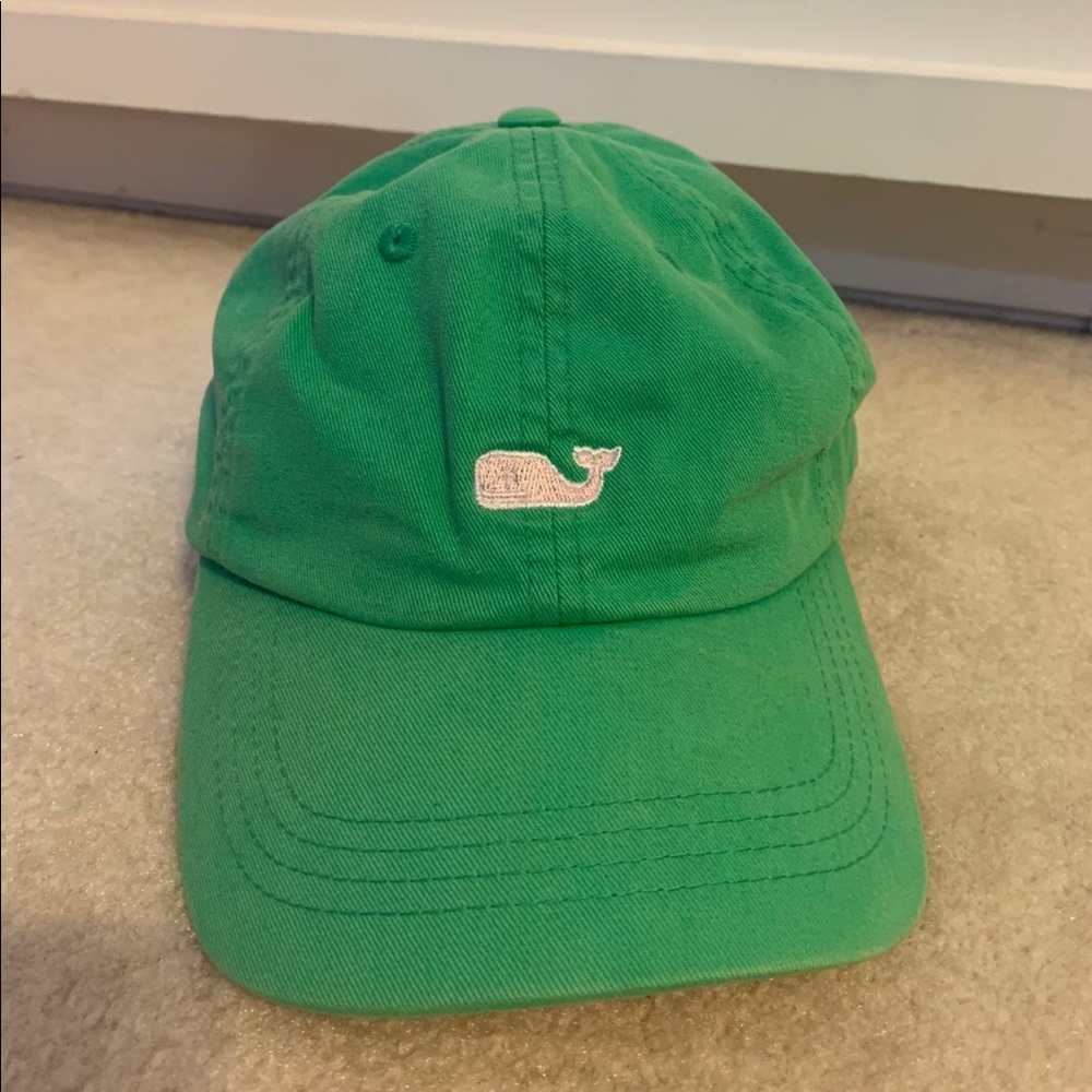 Green Vineyard Vines Hat